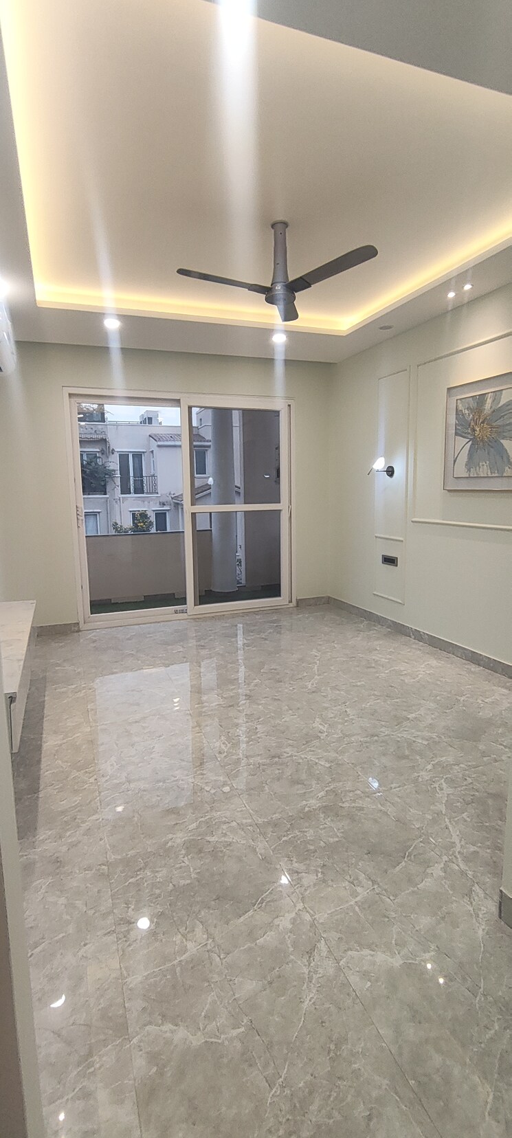 Room, emaar-marbella 3.5 Bedroom 267 Sq.Yd. Builder Floor In Sector 66 Gurgaon 9723382