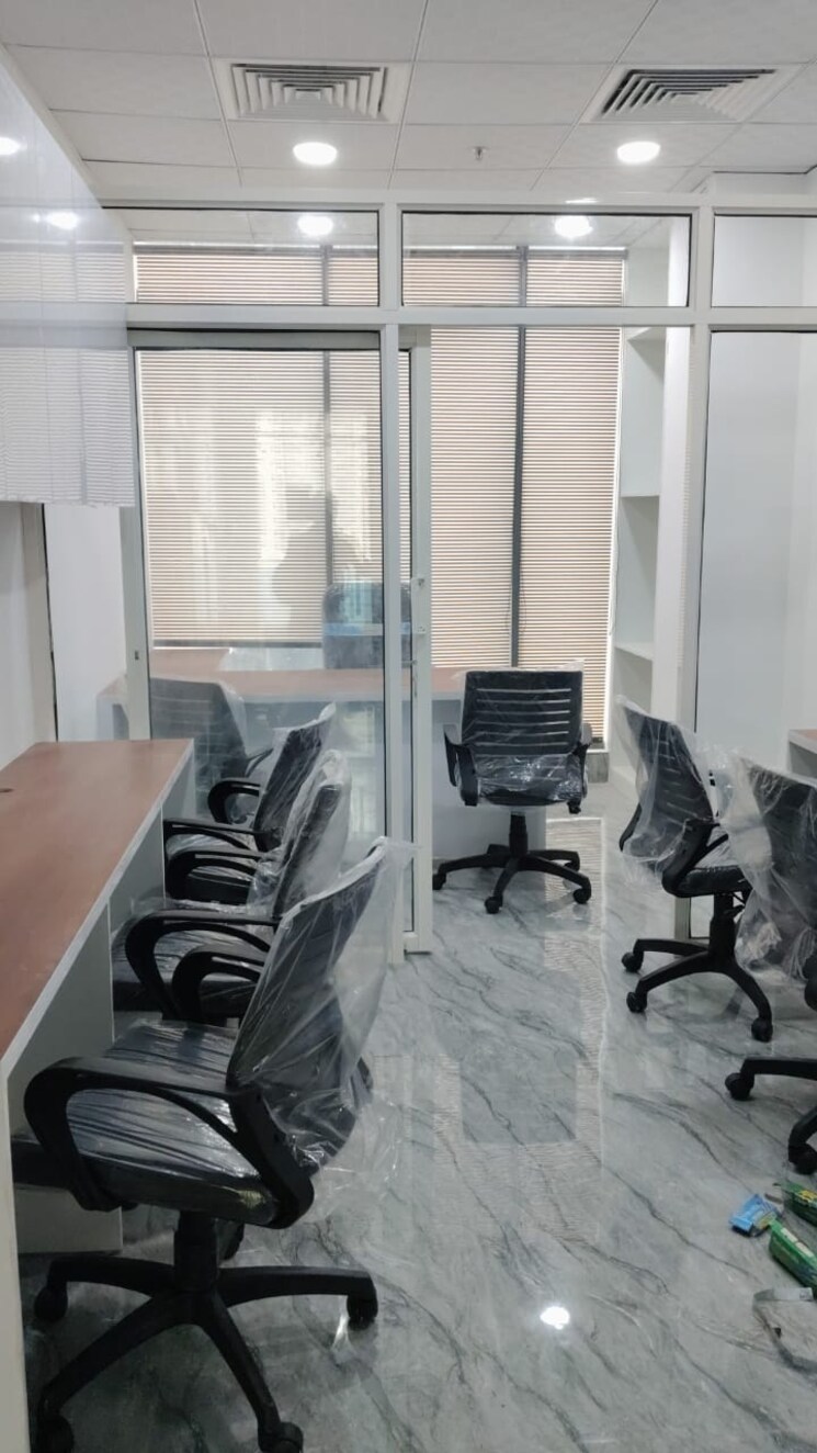 Team Area, ocean-golden-i Commercial Office Space 400 Sq.Ft. In Tech Zone 4 Greater Noida Greater Noida 9723384