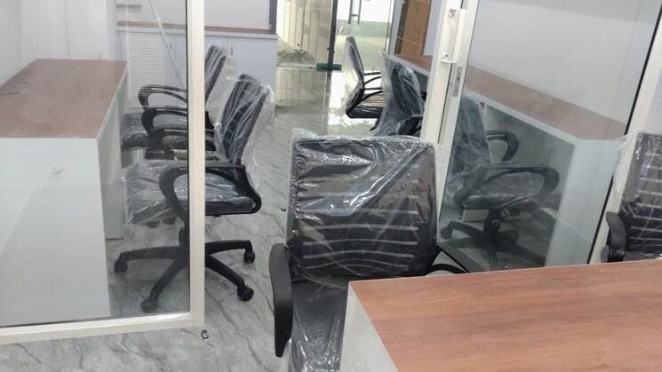 Team Area, ocean-golden-i Commercial Office Space 400 Sq.Ft. In Tech Zone 4 Greater Noida Greater Noida 9723384