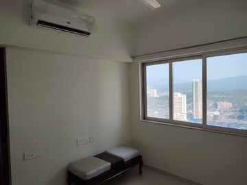 Room in 1 BHK Apartment at Omkar Signet, Malad East – for Rent