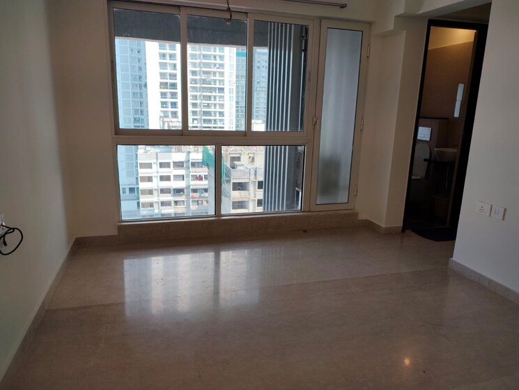 Room, omkar-signet 1 Bedroom 350 Sq.Ft. Apartment In Malad East Mumbai 9723403