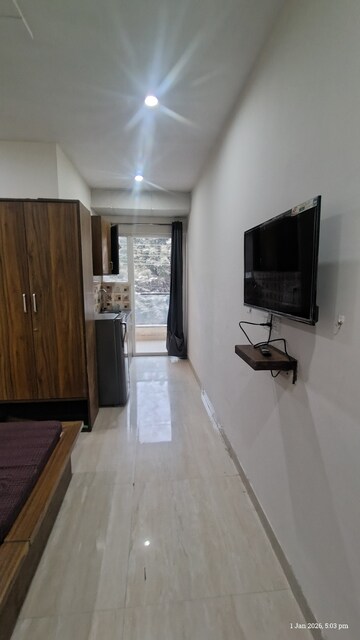 Room in 1 RK Builder Floor at South City 1 – for Rent
