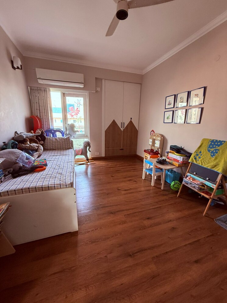  Parking, ardee-city 3 Bedroom 1800 Sq.Ft. Builder Floor In Sector 52 Gurgaon 9723424