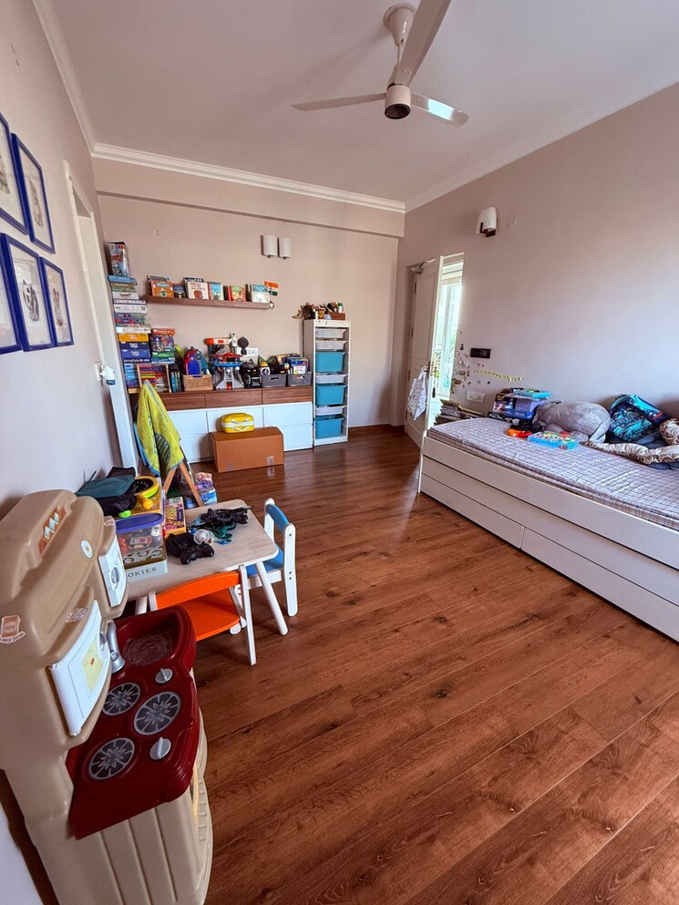  Parking, ardee-city 3 Bedroom 1800 Sq.Ft. Builder Floor In Sector 52 Gurgaon 9723424