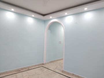 Furnished Amenities in 2 BHK Apartment at Khirki Extension – for Rent