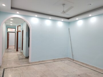 Room in 2 BHK Apartment at Khirki Extension – for Rent