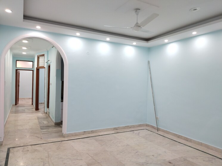 Room, khirki extension 2 Bedroom 850 Sq.Ft. Apartment In Khirki Extension Delhi 9723459