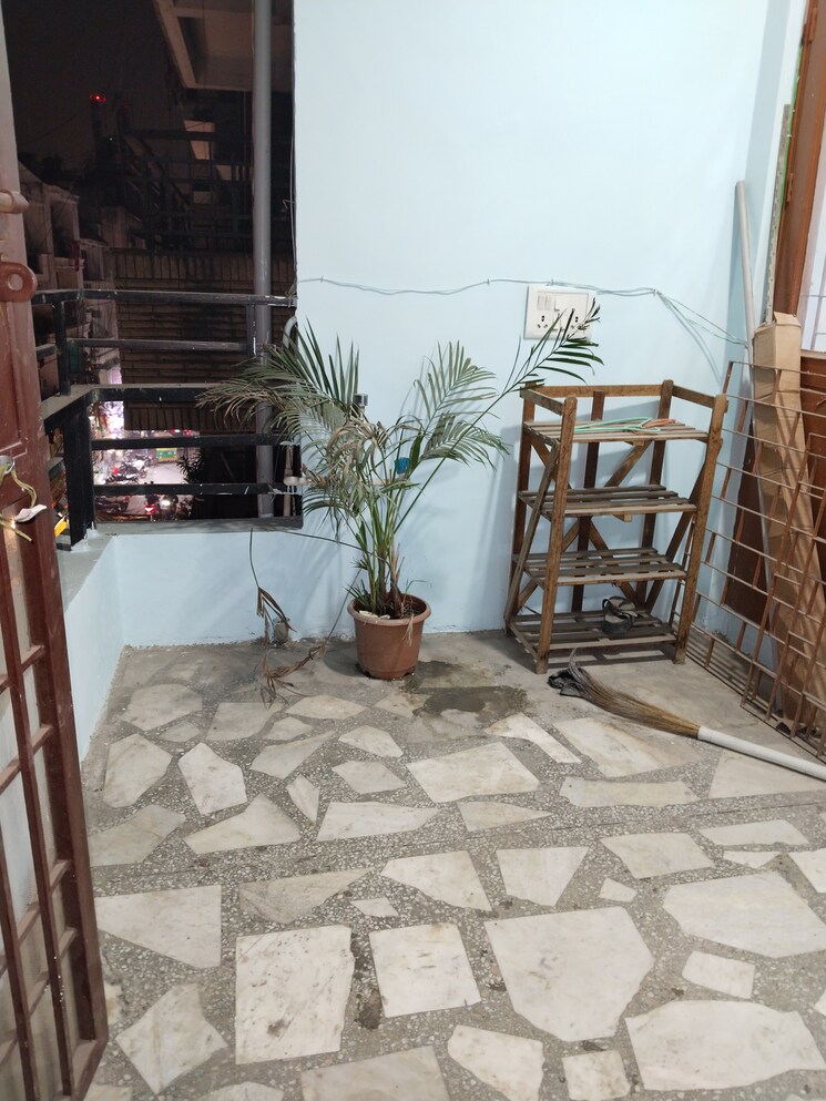 Balcony, khirki extension 2 Bedroom 850 Sq.Ft. Apartment In Khirki Extension Delhi 9723459
