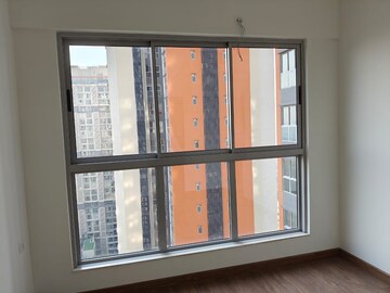 Room in 1.5 BHK Apartment at Piramal Revanta, Mulund West – for Sale