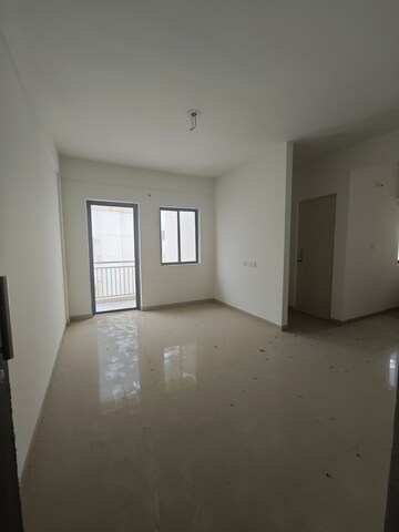 Room in 1 BHK Apartment at Peninsula Address One, Gahunje – for Rent