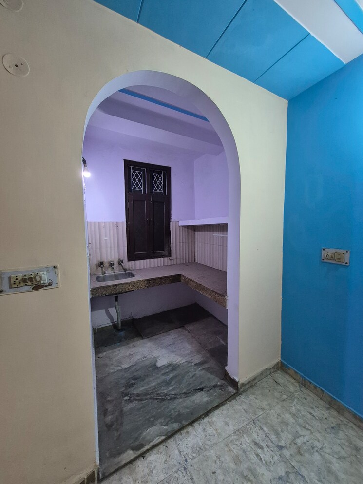 undefined, mayur vihar 1.5 Bedroom 400 Sq.Ft. Builder Floor In Mayur Vihar Delhi 9723556