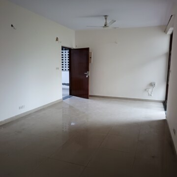  2 BHK Apartment at Omaxe Heights, Sector 86 – for Sale