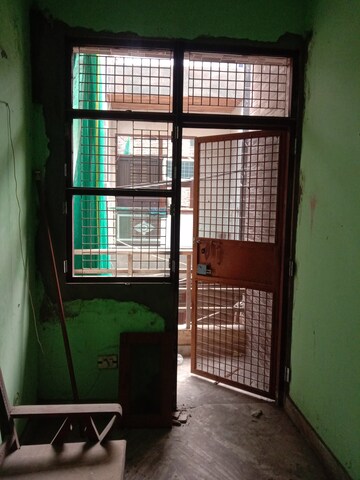 Room in 2 BHK Independent House at Dwarka Mor – for Sale