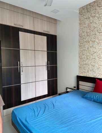 Master Bedroom in 3 BHK Apartment at Sheth Vasant Lawns, Laxmi Nagar – for Rent