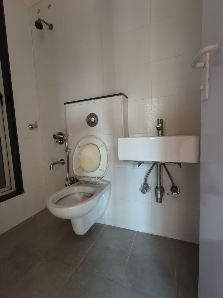 Bathroom, vasant-fiona 1 Bedroom 450 Sq.Ft. Apartment In Pokhran Road No Two Thane 9723629