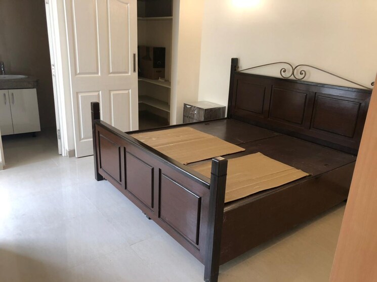 Kitchen, emaar-emerald-estate 3.5 Bedroom 1400 Sq.Ft. Apartment In Sector 65 Gurgaon 9723626