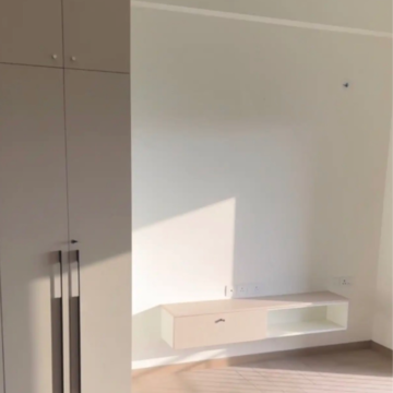 Room in 2 BHK Apartment at Sobha City Gurgaon, Babupur Village – for Rent