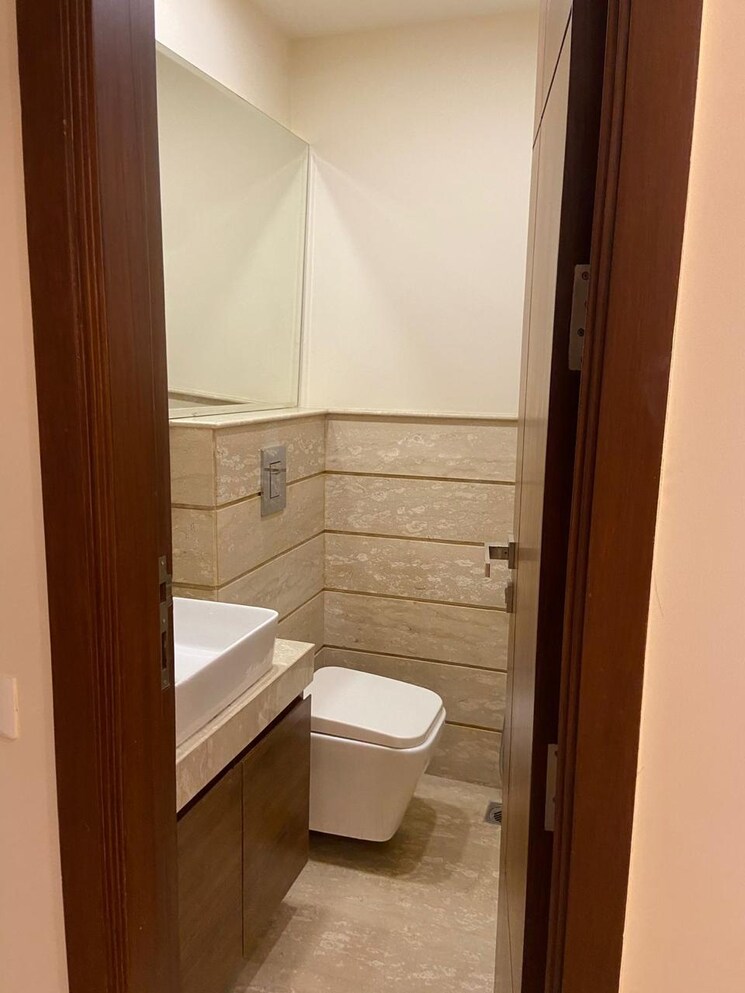 Bathroom, greater kailash i 4 Bedroom 2700 Sq.Ft. Apartment In Greater Kailash I Delhi 9723635