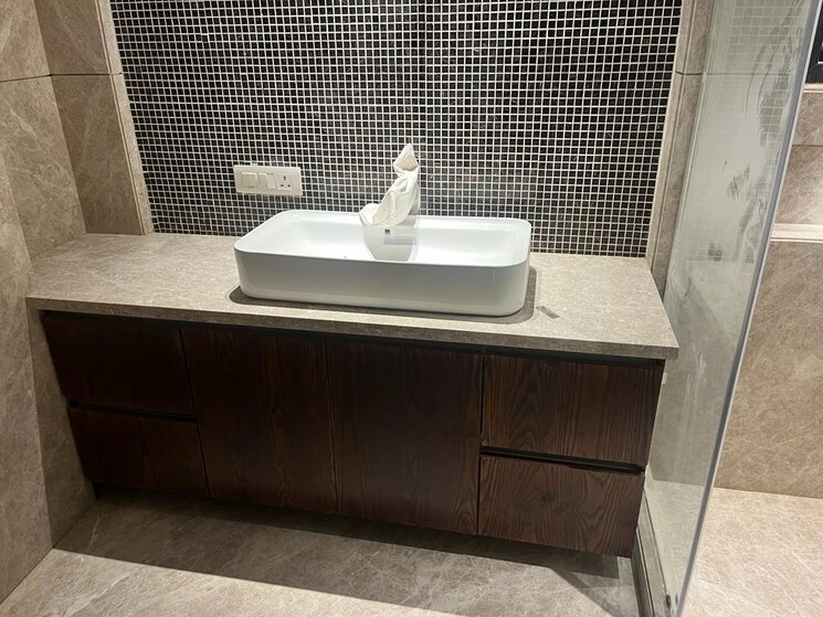 Attached Bathroom, sarvapriya vihar 3 Bedroom 1800 Sq.Ft. Apartment In Sarvapriya Vihar Delhi 9723664