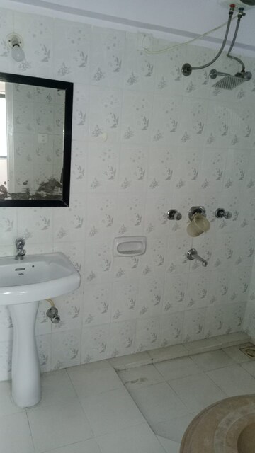 Attached Bathroom in 3 BHK Apartment at Tata Glendale, Vasant Vihar – for Rent