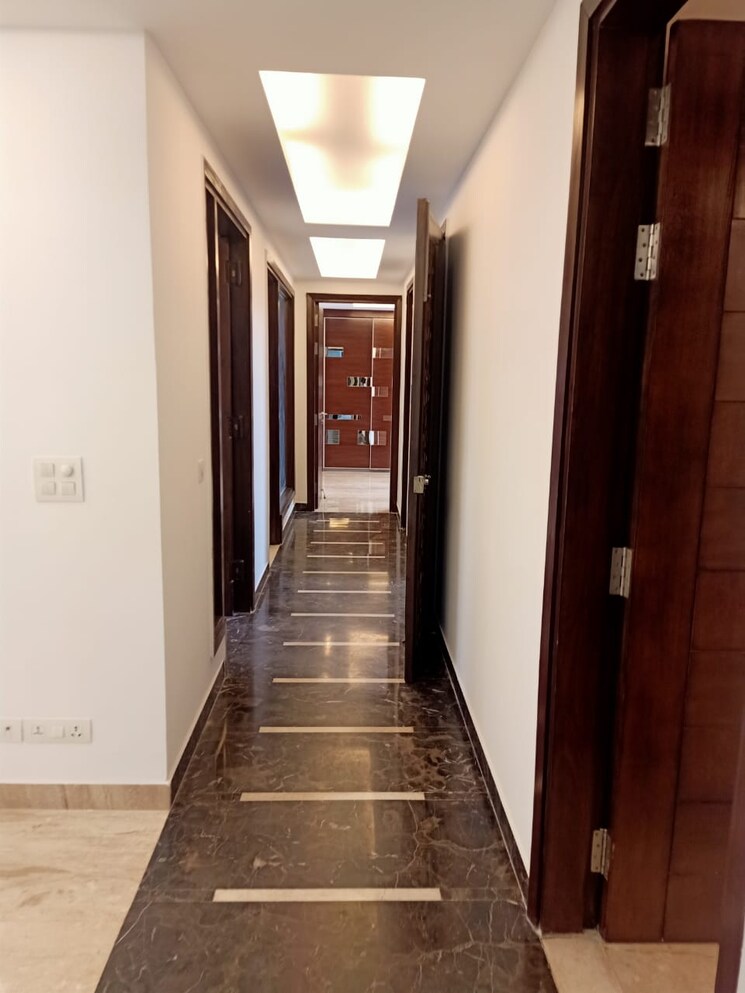 undefined, safdarjung development area 4 Bedroom 3000 Sq.Ft. Apartment In Safdarjung Development Area Delhi 9723673