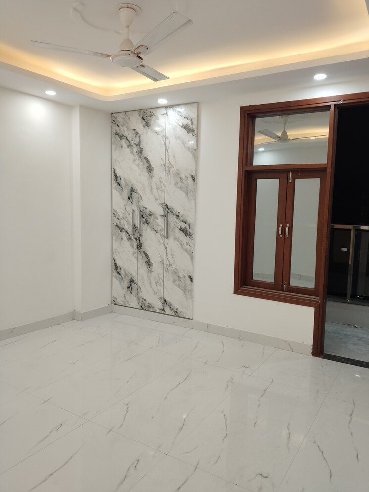 Room, panchsheel vihar 4 Bedroom 1350 Sq.Ft. Apartment In Panchsheel Vihar Delhi 9723687