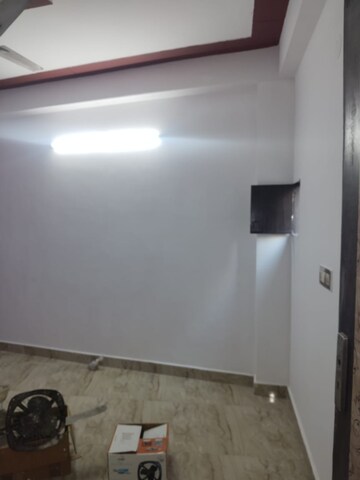 Furnished Amenities in 1 BHK Builder Floor at Panchsheel Vihar – for Rent