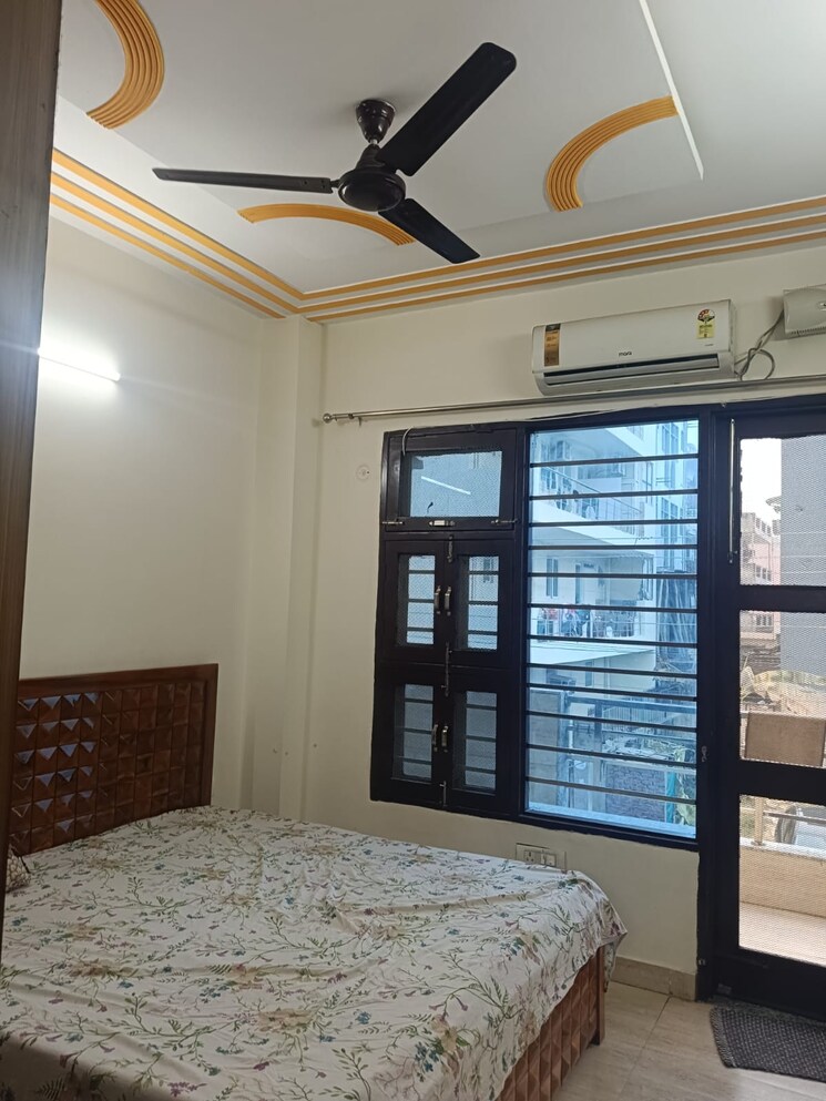 Bedroom, unitech-infospace 1 Bedroom 800 Sq.Ft. Builder Floor In Sector 21 Gurgaon 9723732