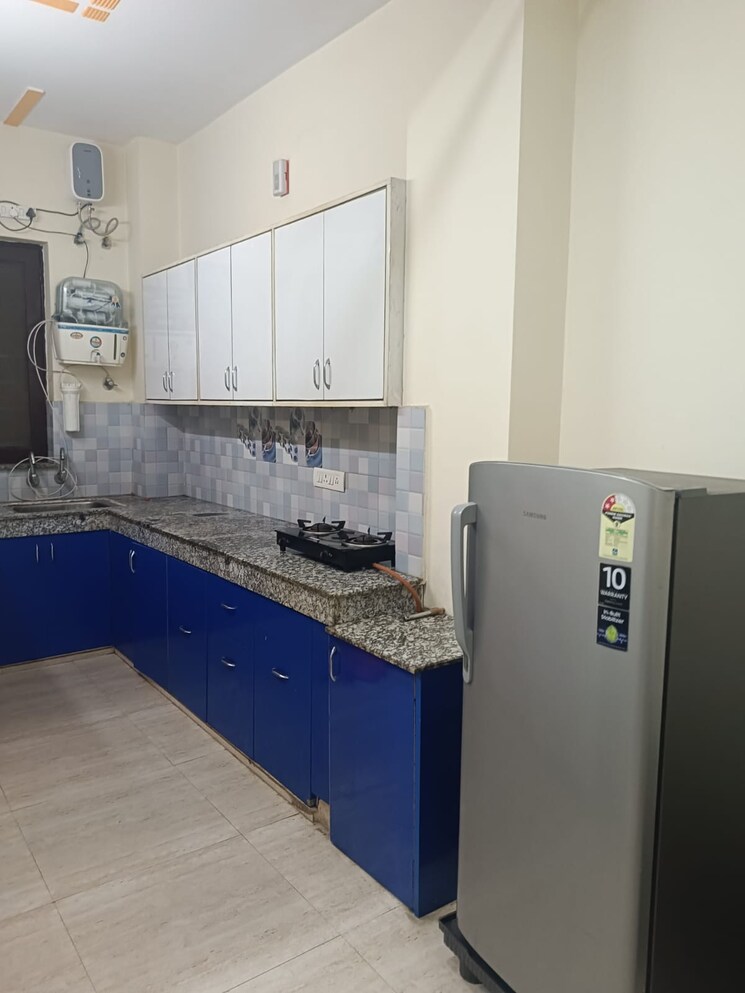 Kitchen, unitech-infospace 1 Bedroom 800 Sq.Ft. Builder Floor In Sector 21 Gurgaon 9723732