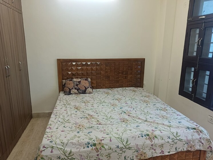 Bedroom, unitech-infospace 1 Bedroom 800 Sq.Ft. Builder Floor In Sector 21 Gurgaon 9723732