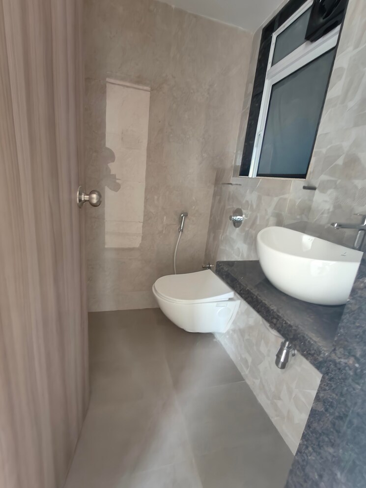 Bathroom, ashar-axis 1 Bedroom 462 Sq.Ft. Apartment In Majiwada Thane 9723739