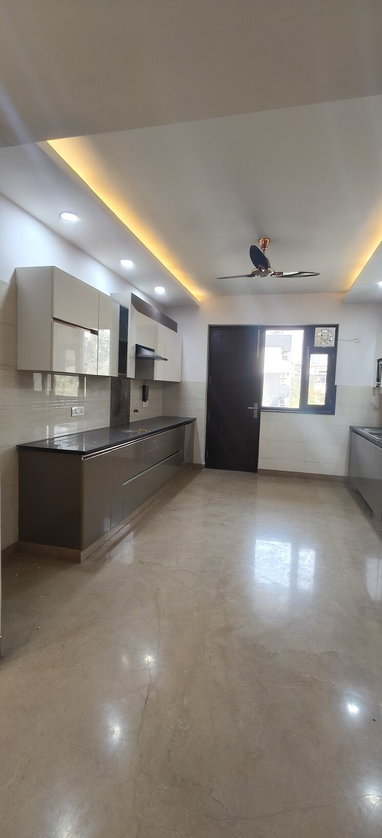 Kitchen, palam-vihar-residents-association 4 Bedroom 500 Sq.Yd. Builder Floor In Palam Vihar Gurgaon 9723745