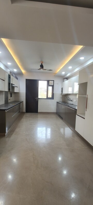 Kitchen in 4 BHK Builder Floor at Palam Vihar Residents Association, Palam Vihar – for Rent