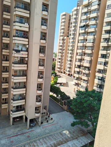2 BHK Apartment – Exterior View View at Ansal Sushant Estate, Sector 52 - for Rent