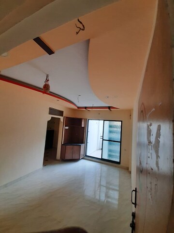 Room in 2 BHK Apartment at Balaji Complex CHS, Balaji Nagar – for Rent