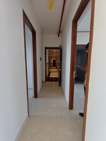 Room in 3 BHK Apartment at Pokhran Road No One – for Rent