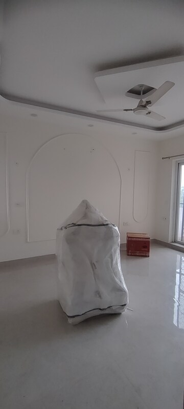 Building Lobby in 3 BHK Apartment at Ansal Crown Heights, Sector 80 – for Rent