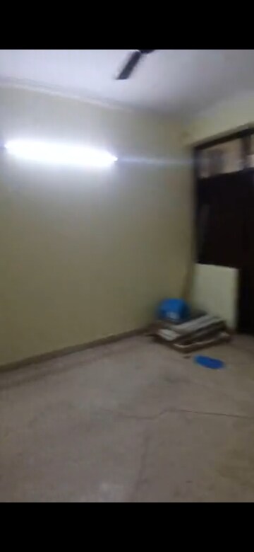 Room in 2 BHK Apartment at Purvanchal PMO Apartments, Sector 62 – for Rent