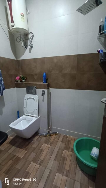 Master Bedroom in 2 BHK Builder Floor at Ansal Plaza Sector-23, Sector 23 – for Rent