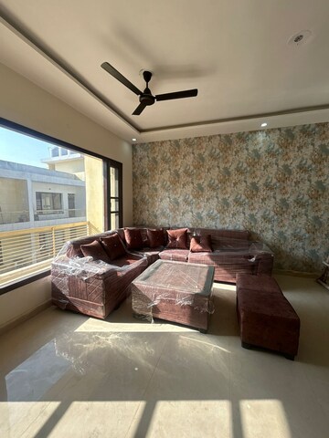 Living Room in 3 BHK Builder Floor at Dhakoli – for Rent