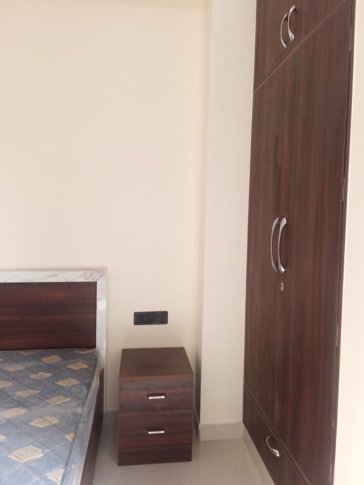 Cover Image, ansal-plaza-sector-23 1 Bedroom 900 Sq.Ft. Builder Floor In Sector 23 Gurgaon 9723868