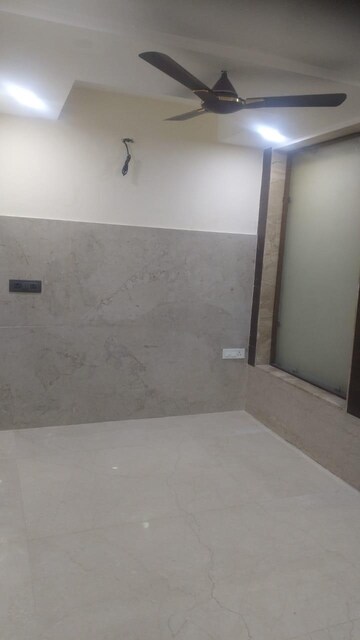 2 BHK Builder Floor For Rent in Lajpat Nagar 4