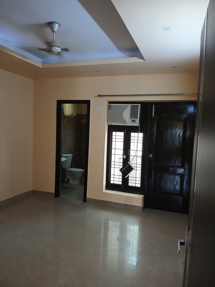 undefined, unitech-deerwood-chase 3 Bedroom 2400 Sq.Ft. Builder Floor In Nirvana Country Gurgaon 9723890