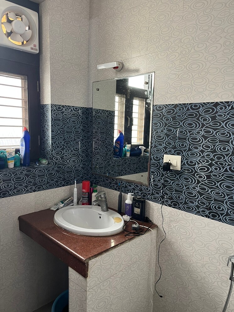 Living Room, sector 43 2 Bedroom 201 Sq.Yd. Builder Floor In Sector 43 Gurgaon 9723953