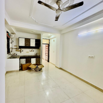 Furnished Amenities in 2 BHK Builder Floor at Malviya Nagar – for Rent