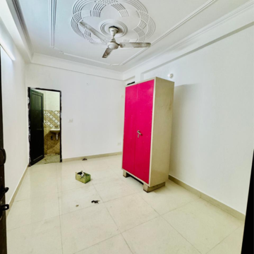 Bedroom in 2 BHK Builder Floor at Malviya Nagar – for Rent