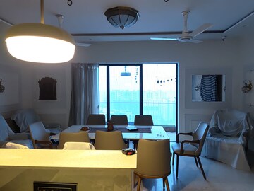 Master Bedroom in 4 BHK Penthouse at Lodha Palava City Lakeshore Greens, Dombivli East – for Rent