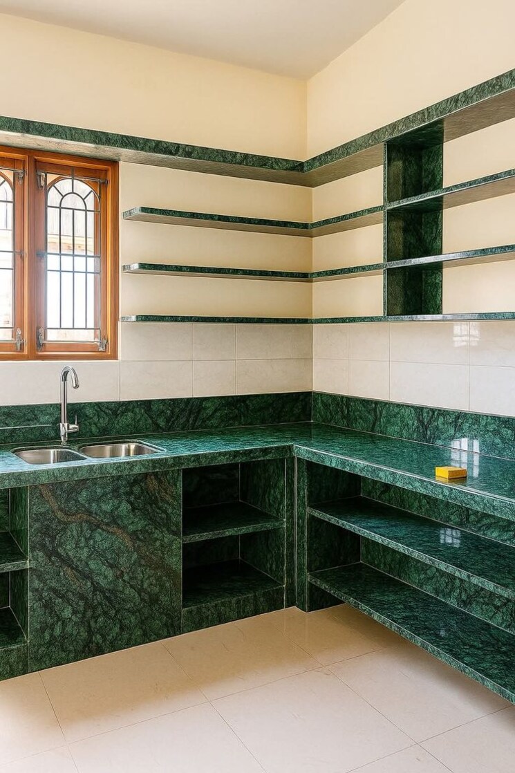 Room, vineet khand Pg For Girls In Vineet Khand 9724000