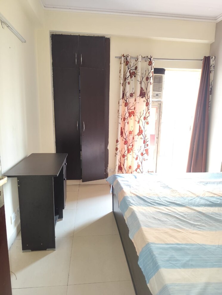 Bedroom, aims-golf-city 2 Bedroom 950 Sq.Ft. Apartment In Sector 75 Noida 9724006