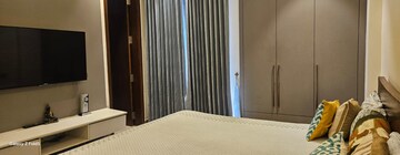 Building Lobby in 4 BHK Builder Floor at Green Wood City, Sector 45 – for Rent